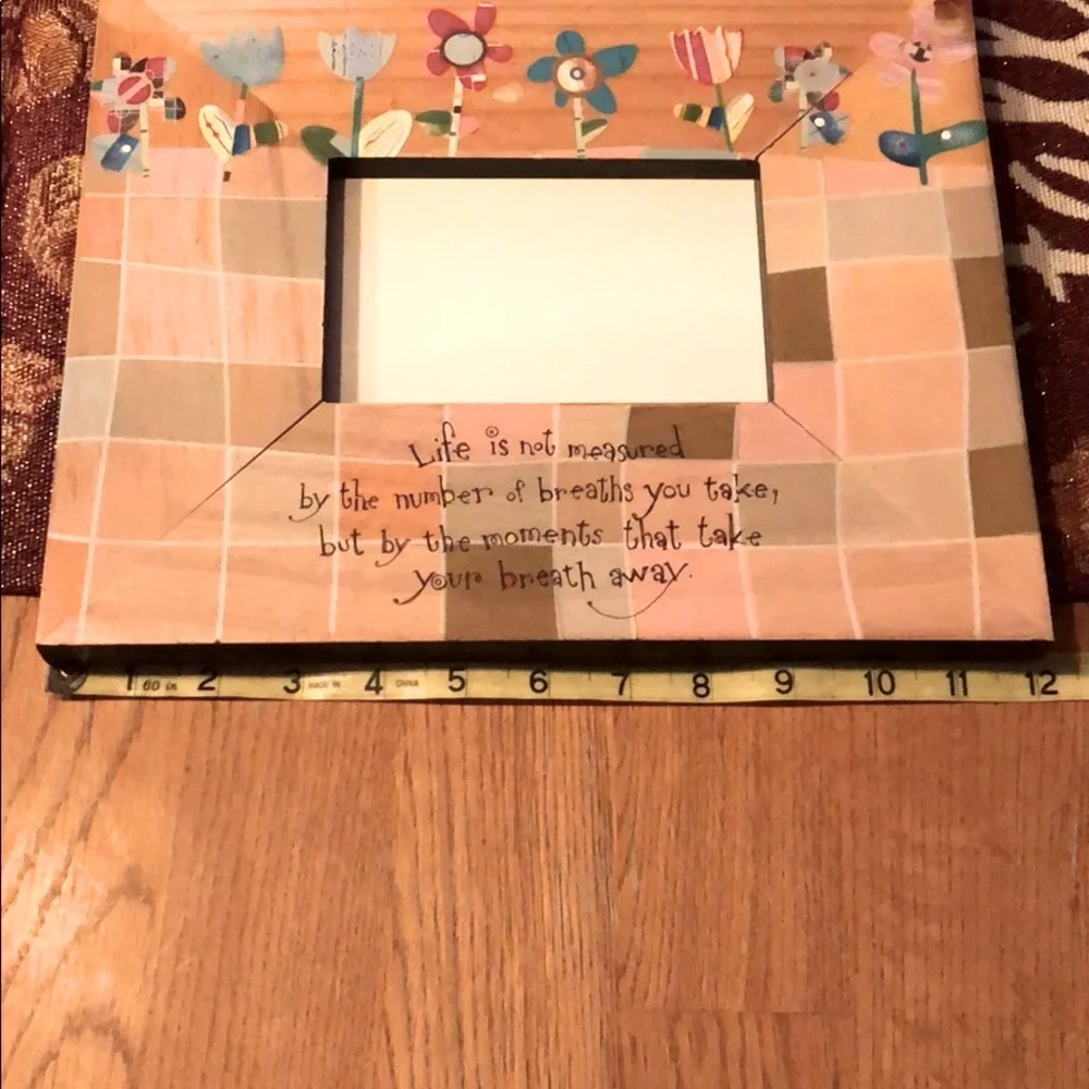 Wood 8x10 picture frame that fits a 4x6 photo